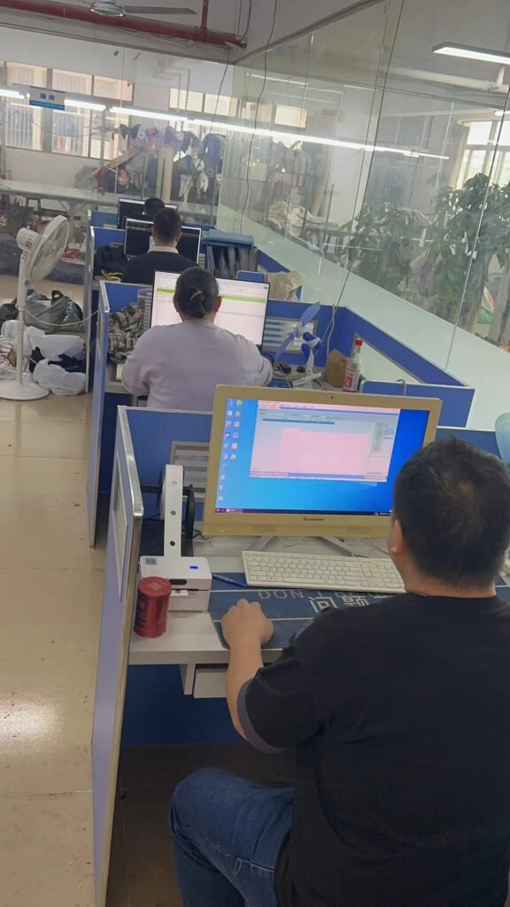 low MOQ clothing production for startups