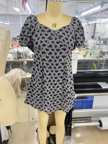 womens-clothing-manufacturer-china.jpg
