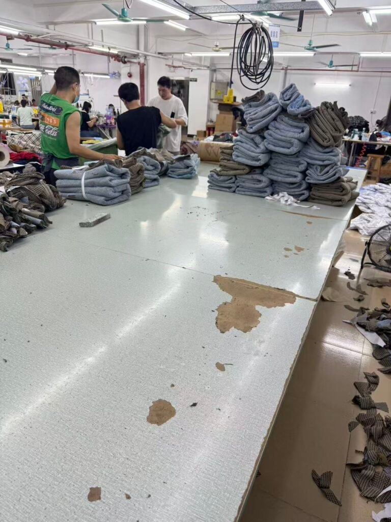 How to evaluate a clothing manufacturer before bulk production