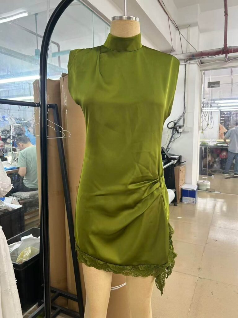 Fashion apparel manufacturer in China