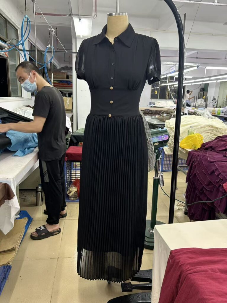 Custom womenswear manufacturing detail at Mugekoo